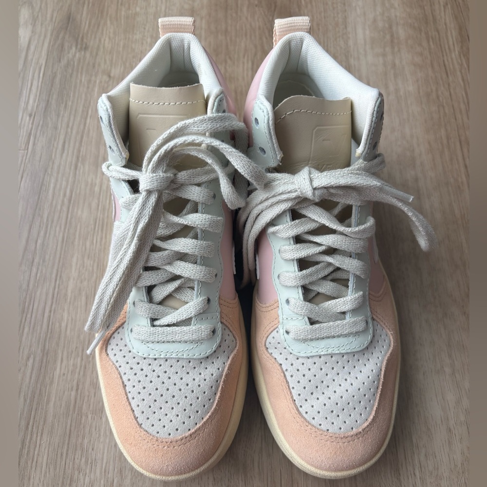 Veja V-15 leather high top pastel pink yellow “petal” excellent condition - Picture 4 of 6
